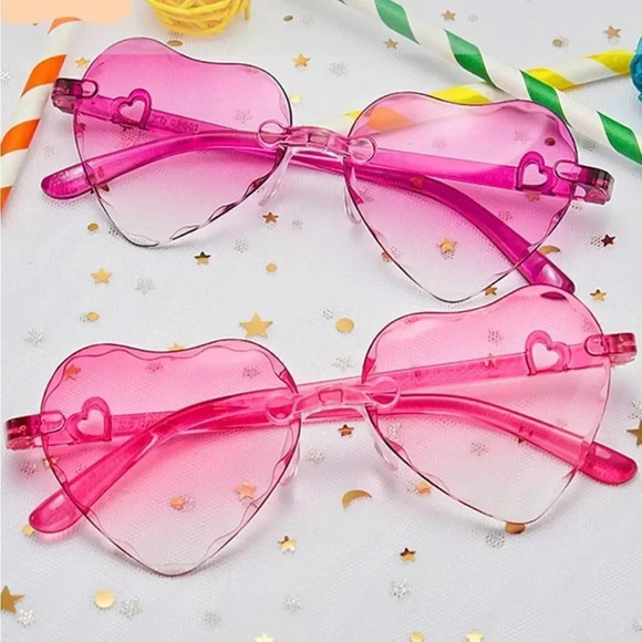 NEW! Host Pick! Girl’s Frameless Pink Heart Gradient Sunglasses - Picture 1 of 10